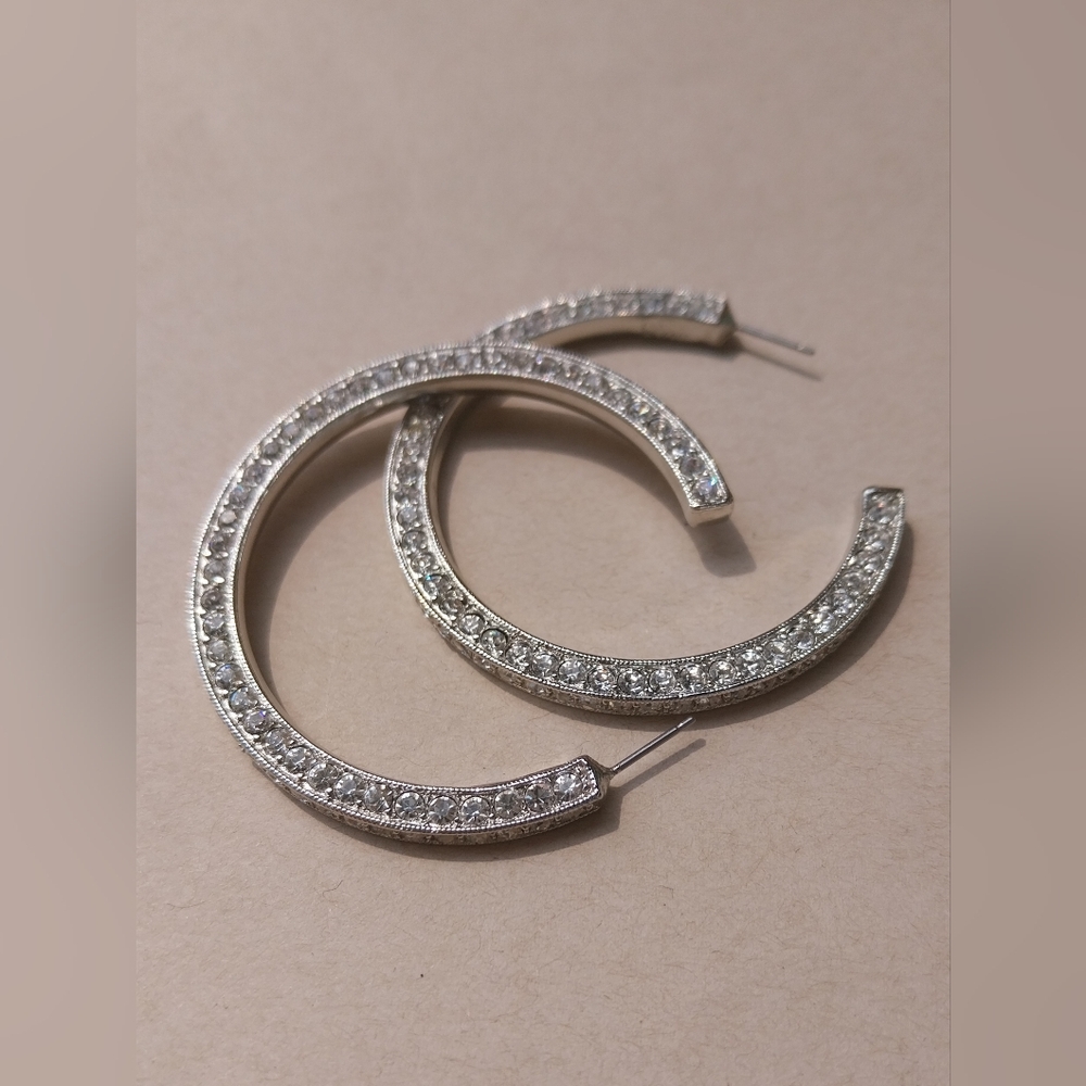 Vintage Kenneth Lane Sparkling Silver Crystal Hoop Earrings - Picture 5 of 16